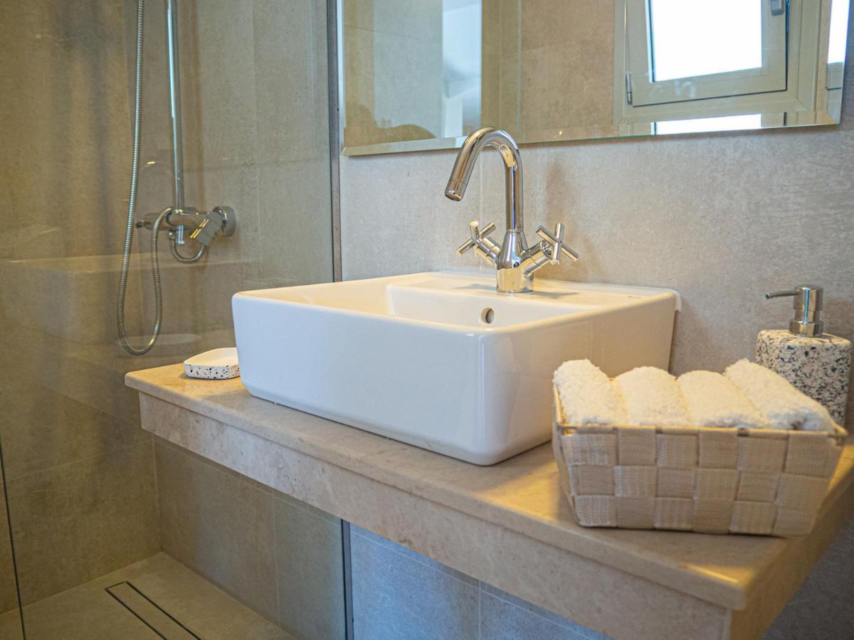 Dionysia Premium Suites Argostoli  Esterno foto